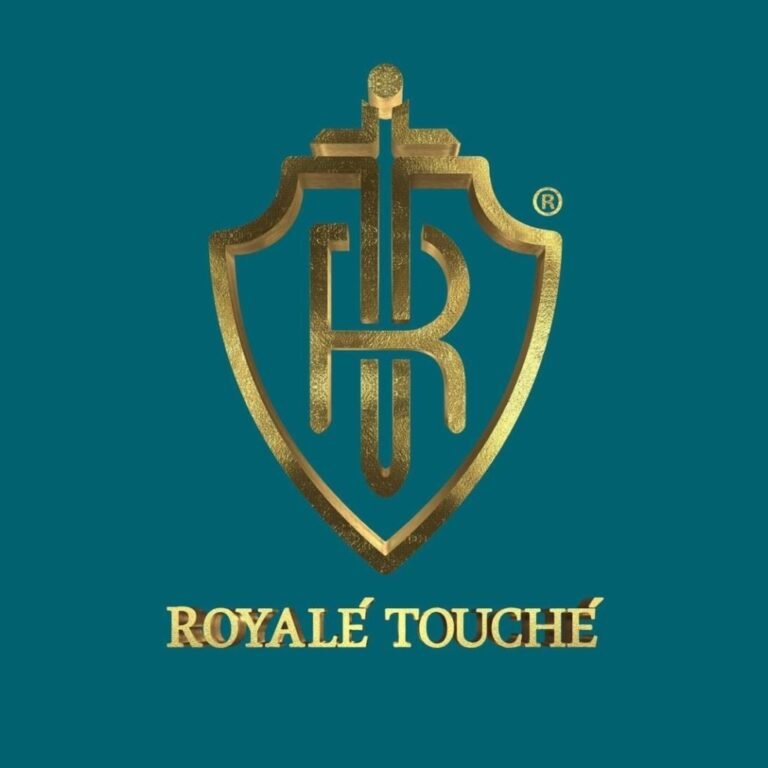 Royale-scaled